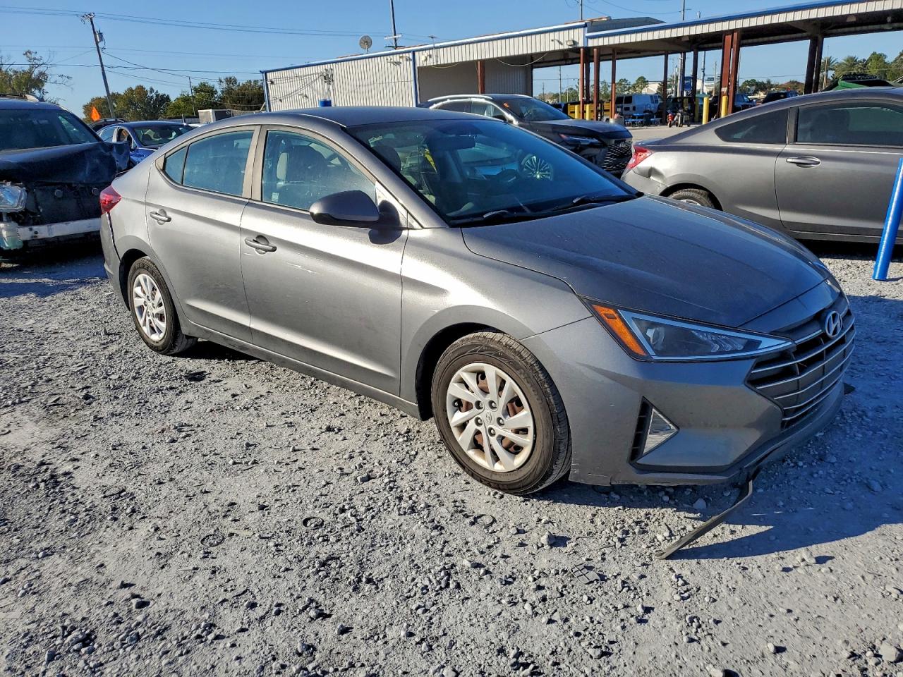 2019 HYUNDAI ELANTRA SE photo 4