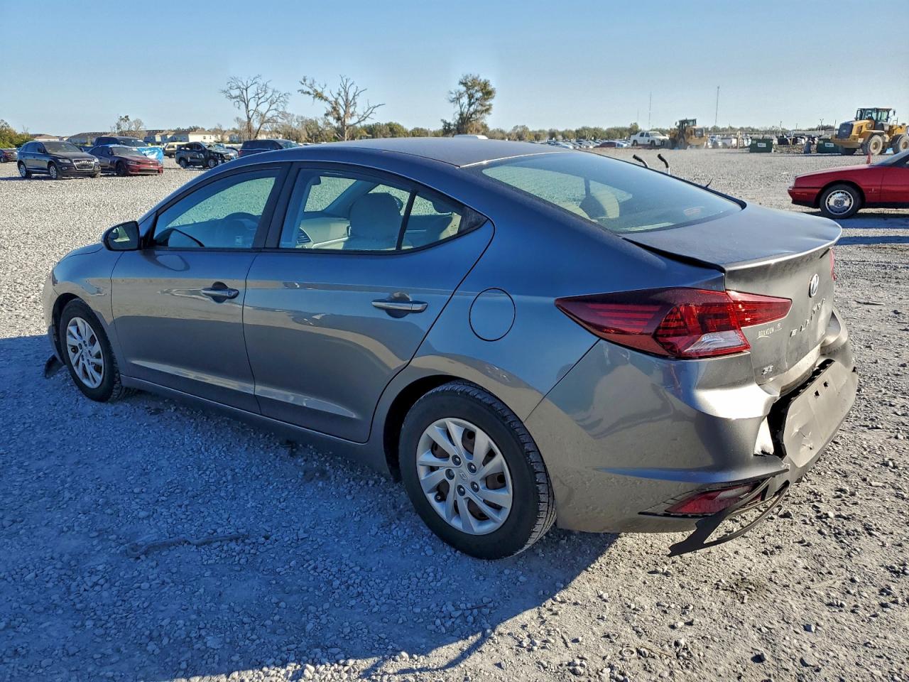 2019 HYUNDAI ELANTRA SE photo 2