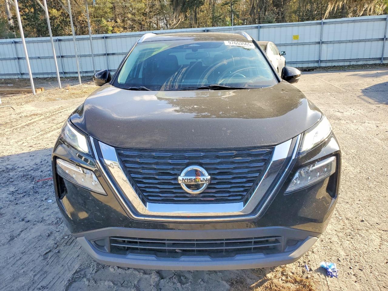 2021 NISSAN ROGUE SV photo 5
