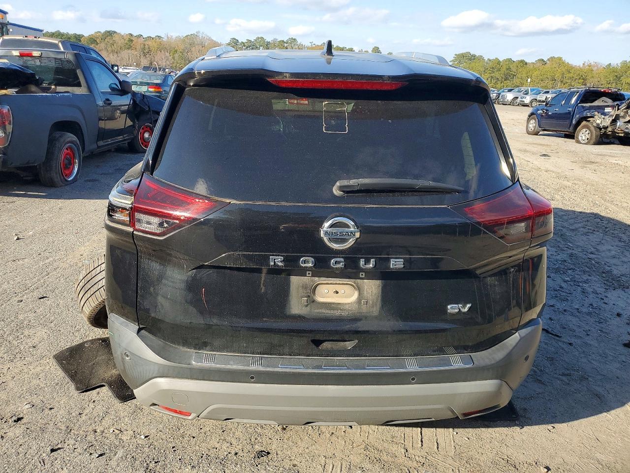 2021 NISSAN ROGUE SV photo 6