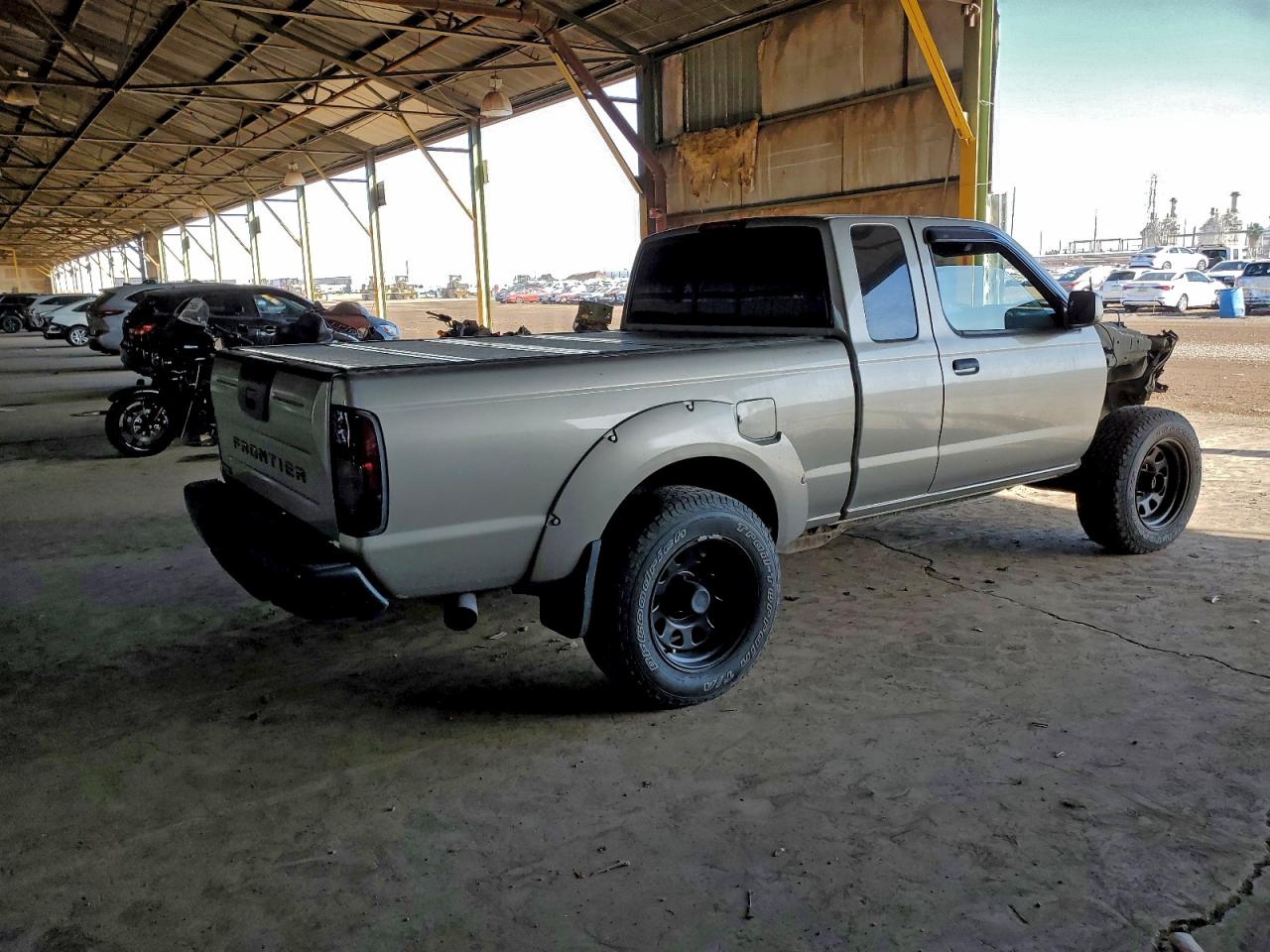 2001 NISSAN FRONTIER KING CAB SC photo 3