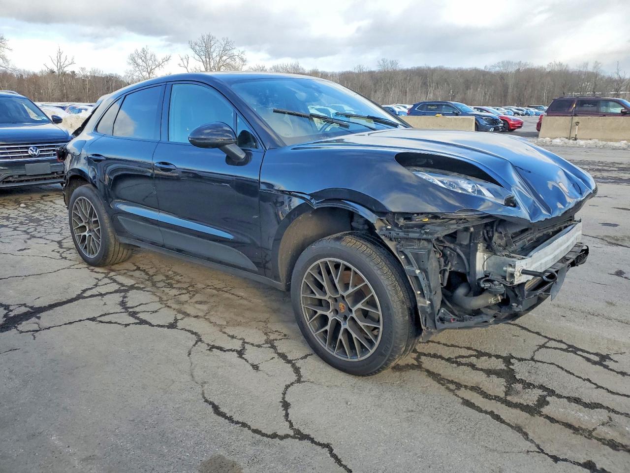 2018 PORSCHE MACAN photo 4