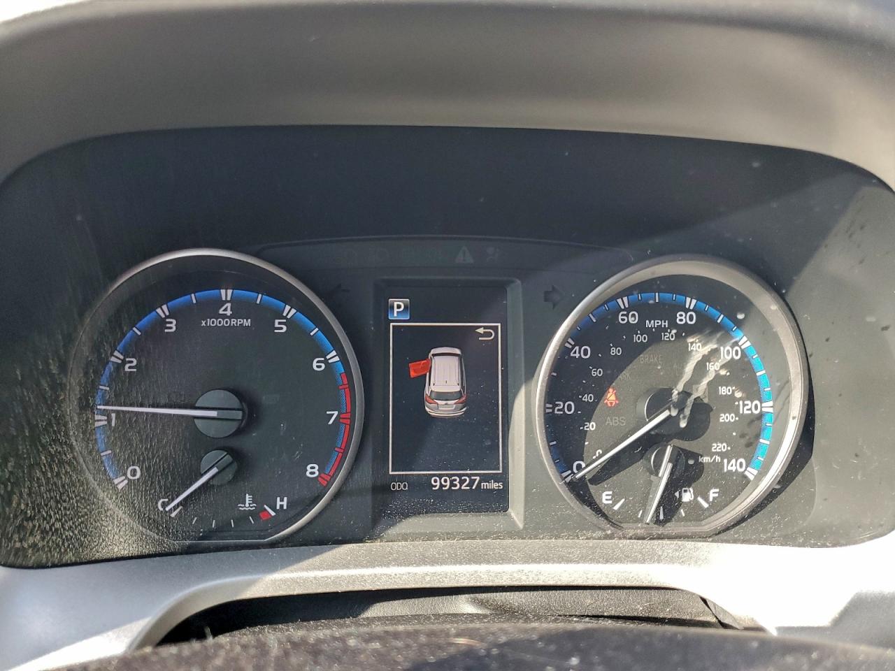2017 TOYOTA RAV4 LE photo 9