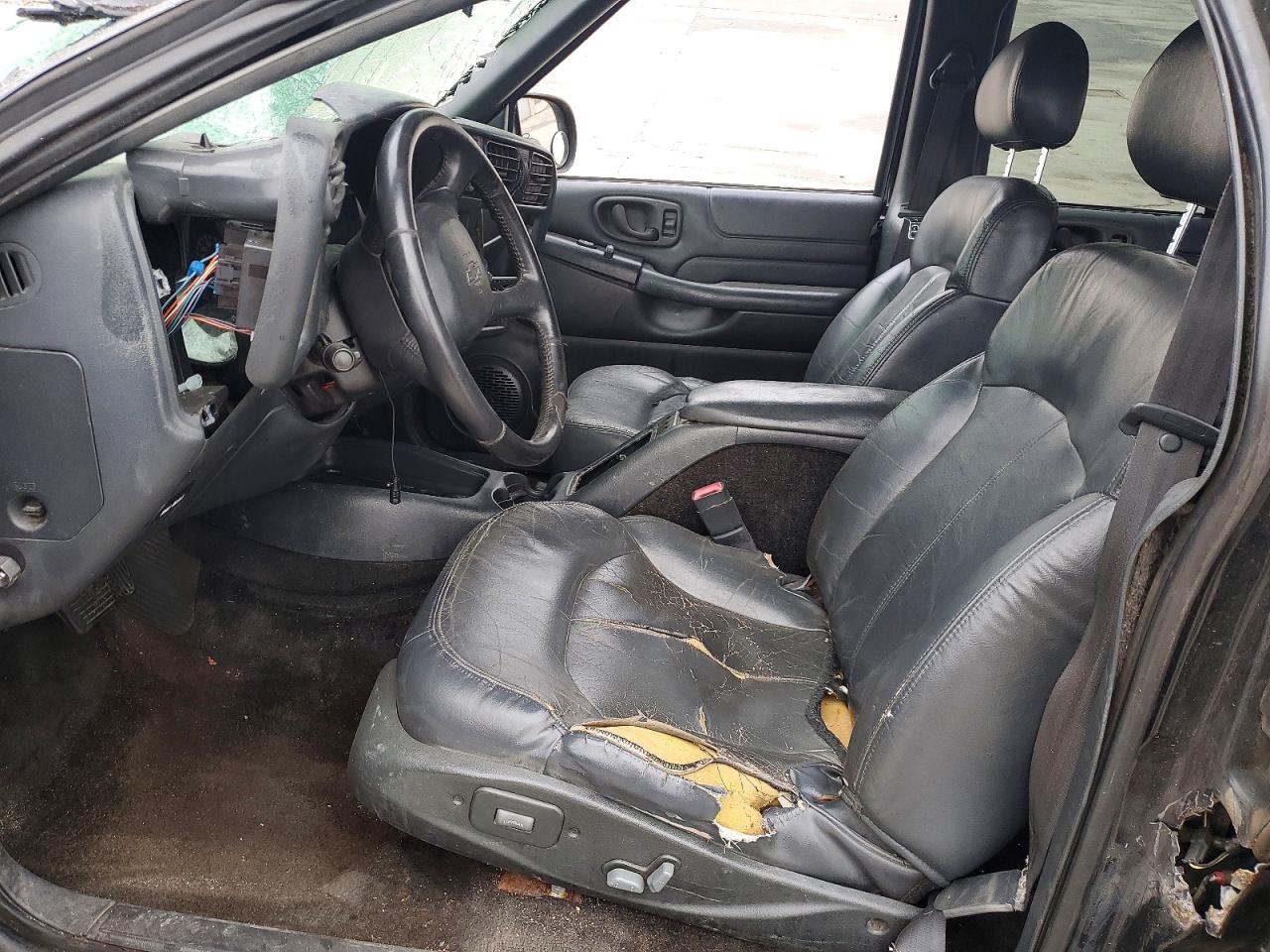 2002 CHEVROLET BLAZER photo 7