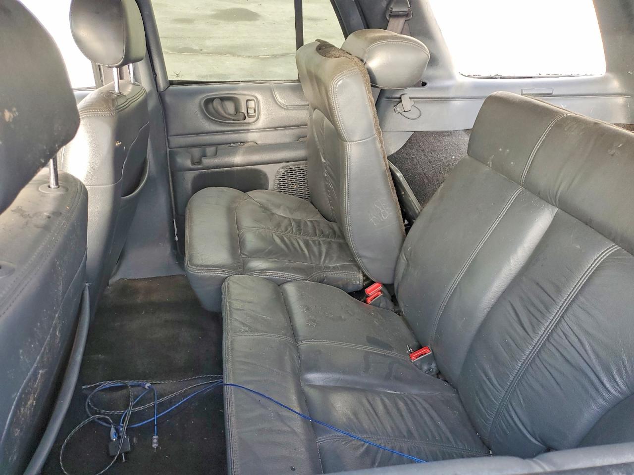 2002 CHEVROLET BLAZER photo 10