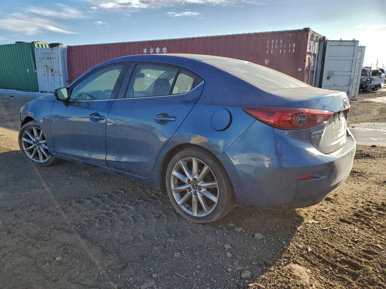 2017 MAZDA 3 TOURING photo 2