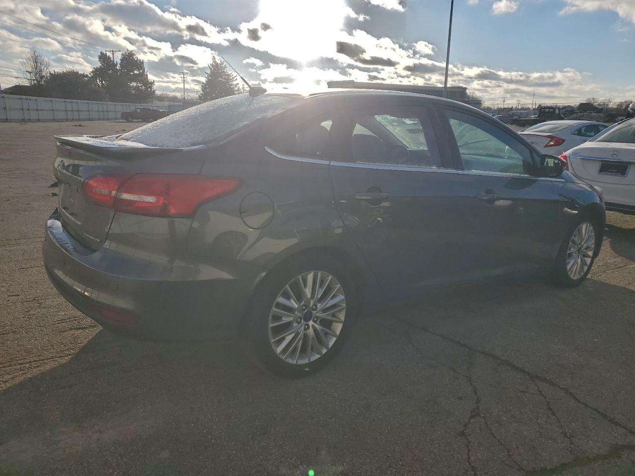 2017 FORD FOCUS TITANIUM photo 3