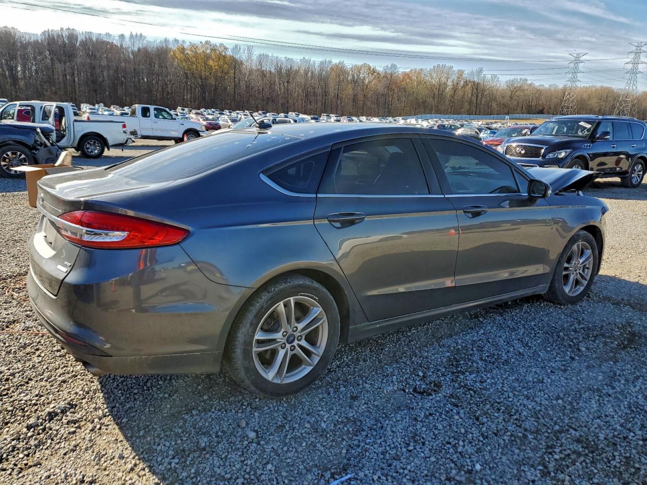 2018 FORD FUSION SE photo 3