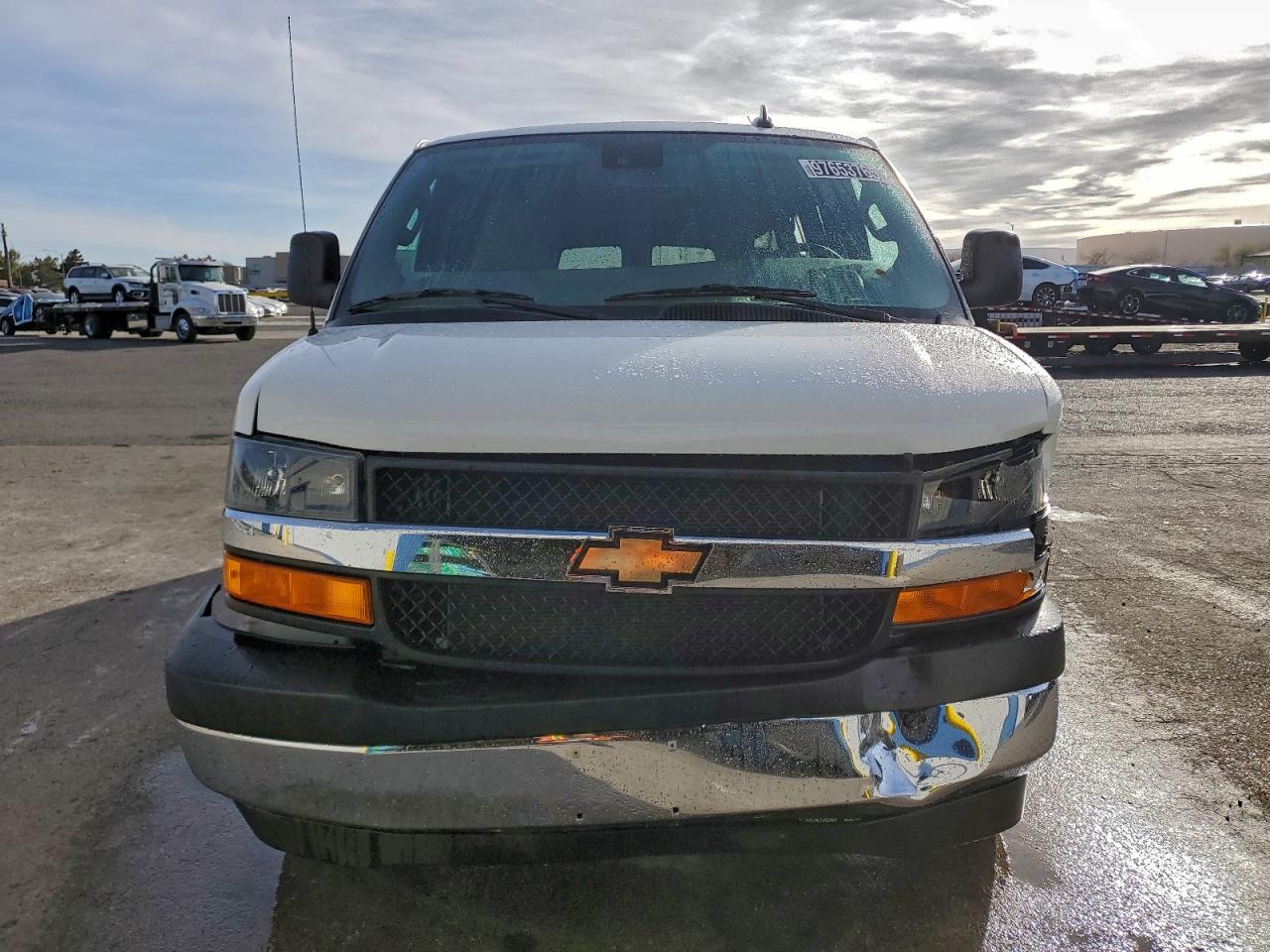 2024 CHEVROLET EXPRESS G3500 LT photo 5