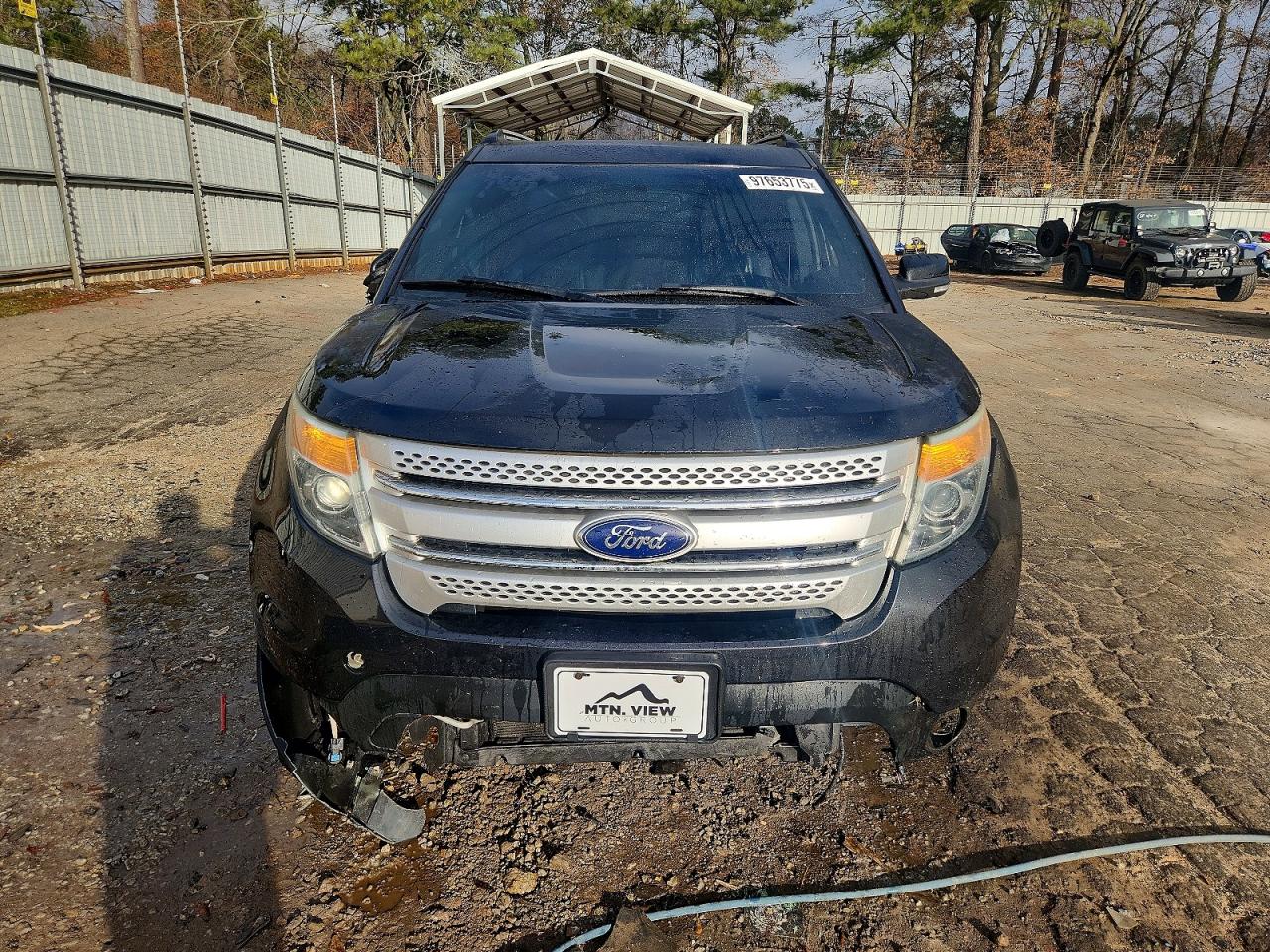 2015 FORD EXPLORER XLT photo 13