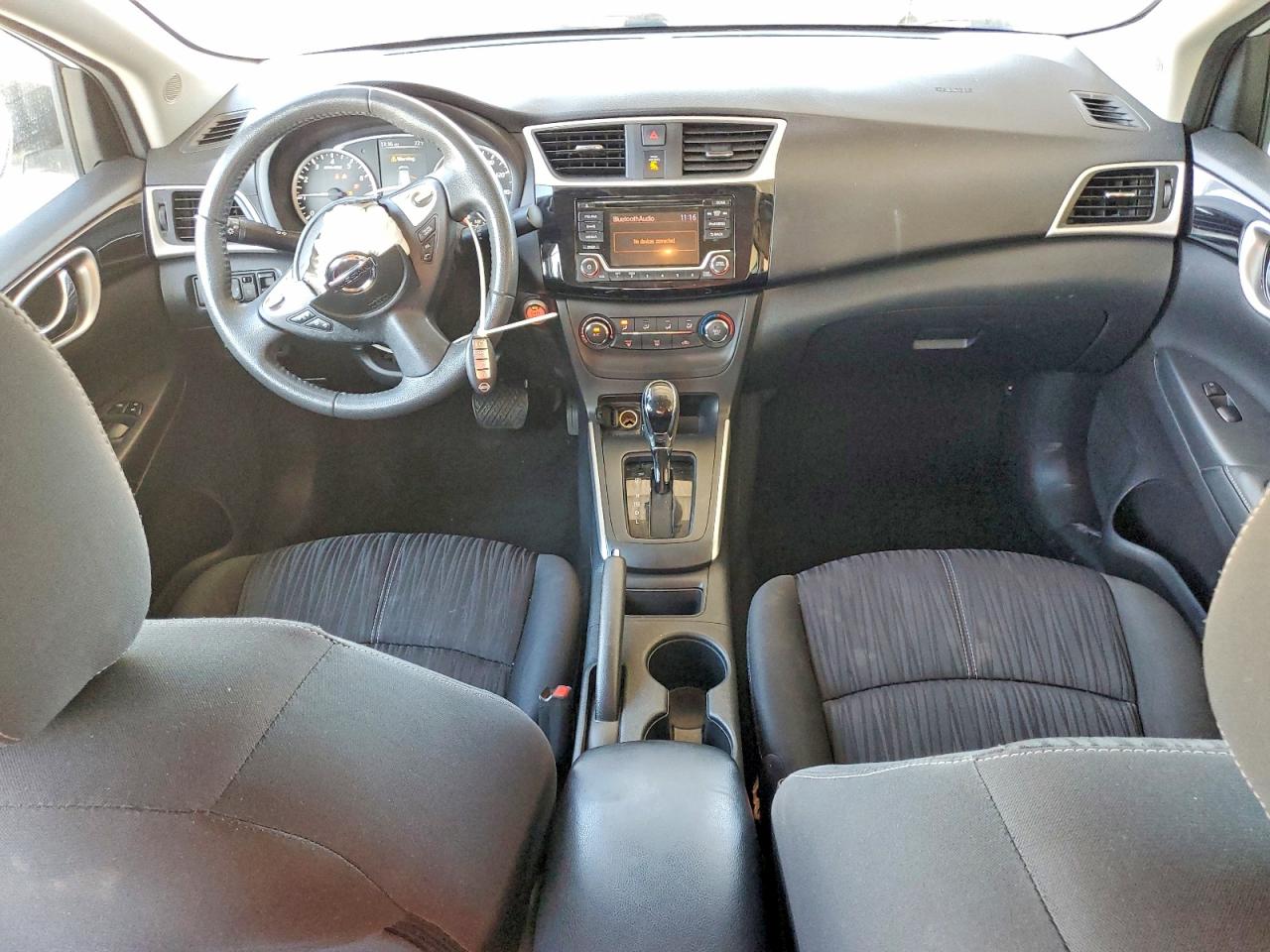 2017 NISSAN SENTRA S photo 8