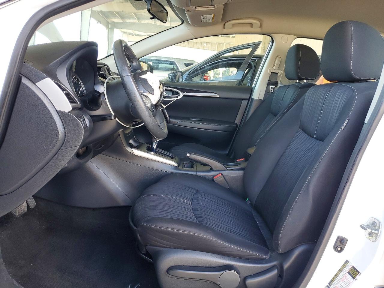 2017 NISSAN SENTRA S photo 7