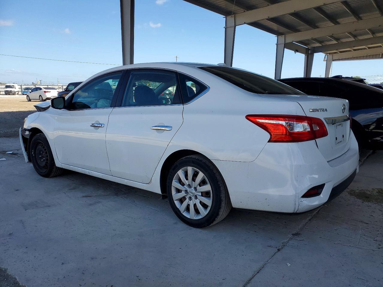 2017 NISSAN SENTRA S photo 2