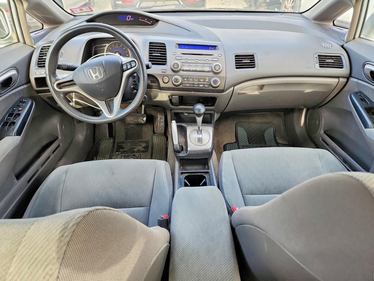 2011 HONDA CIVIC LX photo 8