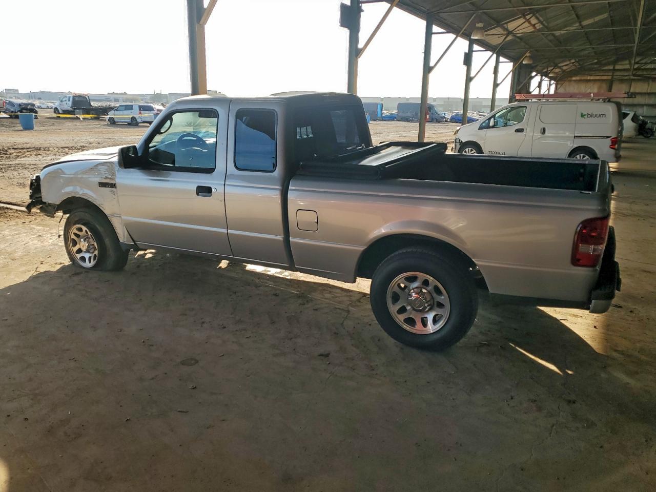 2011 FORD RANGER SUPER CAB photo 2