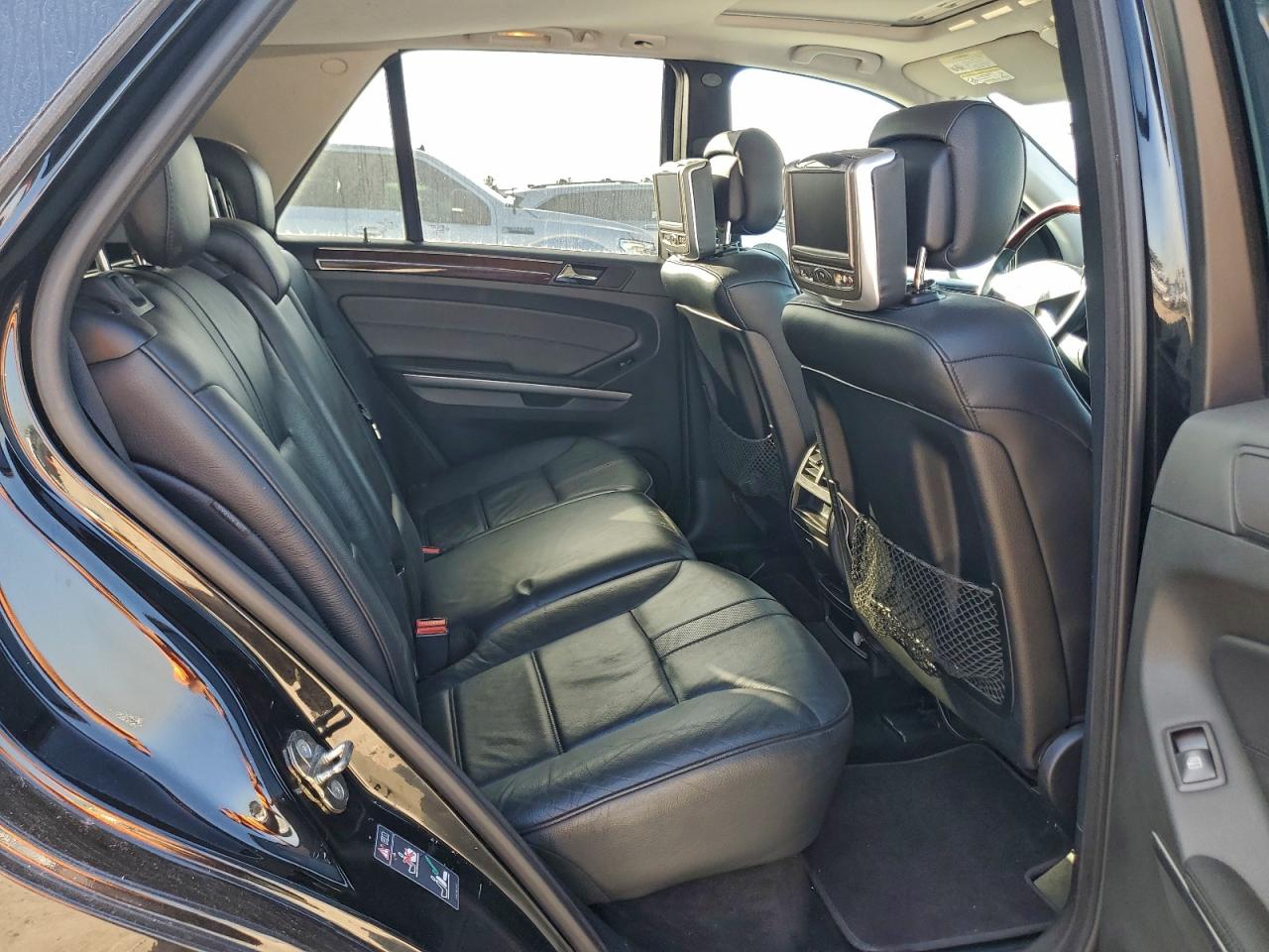 2009 MERCEDES-BENZ ML 550 photo 11