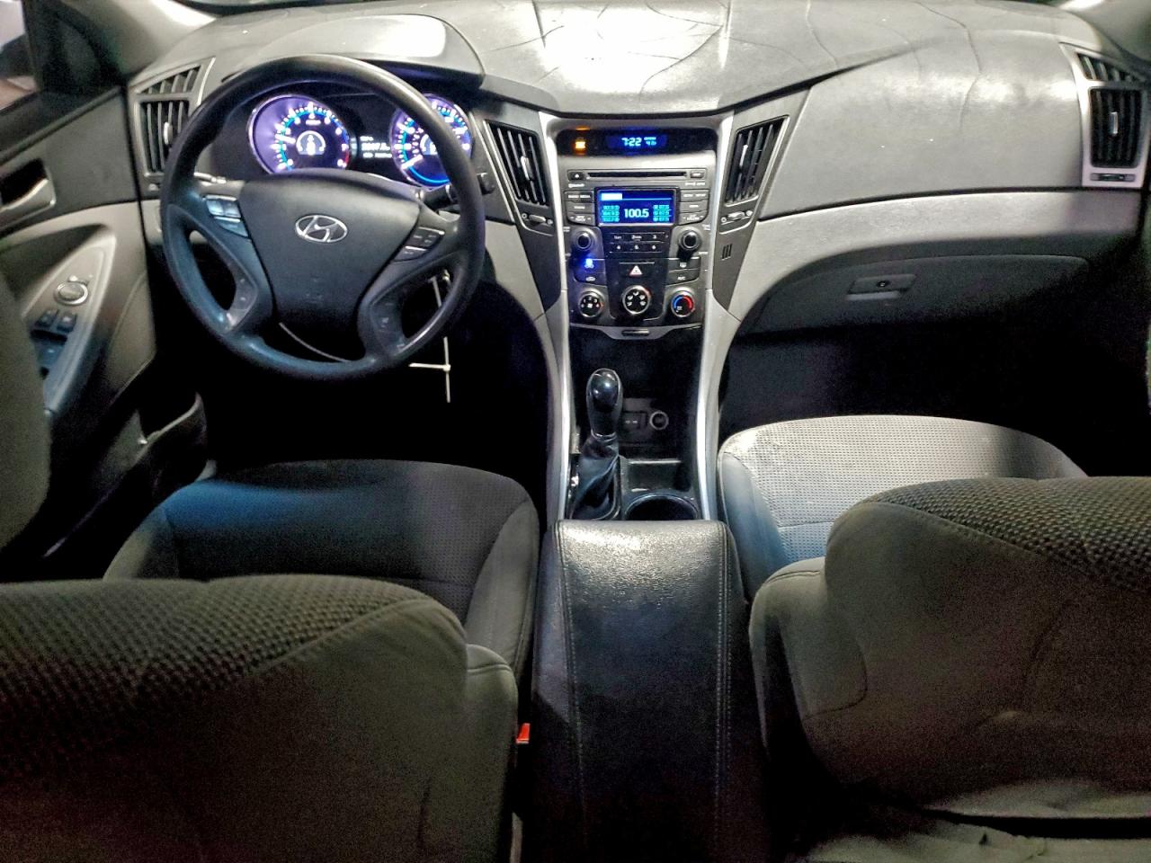 2014 HYUNDAI SONATA GLS photo 15
