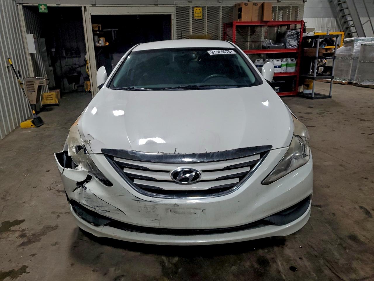 2014 HYUNDAI SONATA GLS photo 9