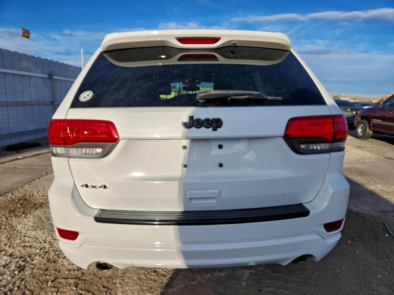 2014 JEEP GRAND CHEROKEE LAREDO photo 6