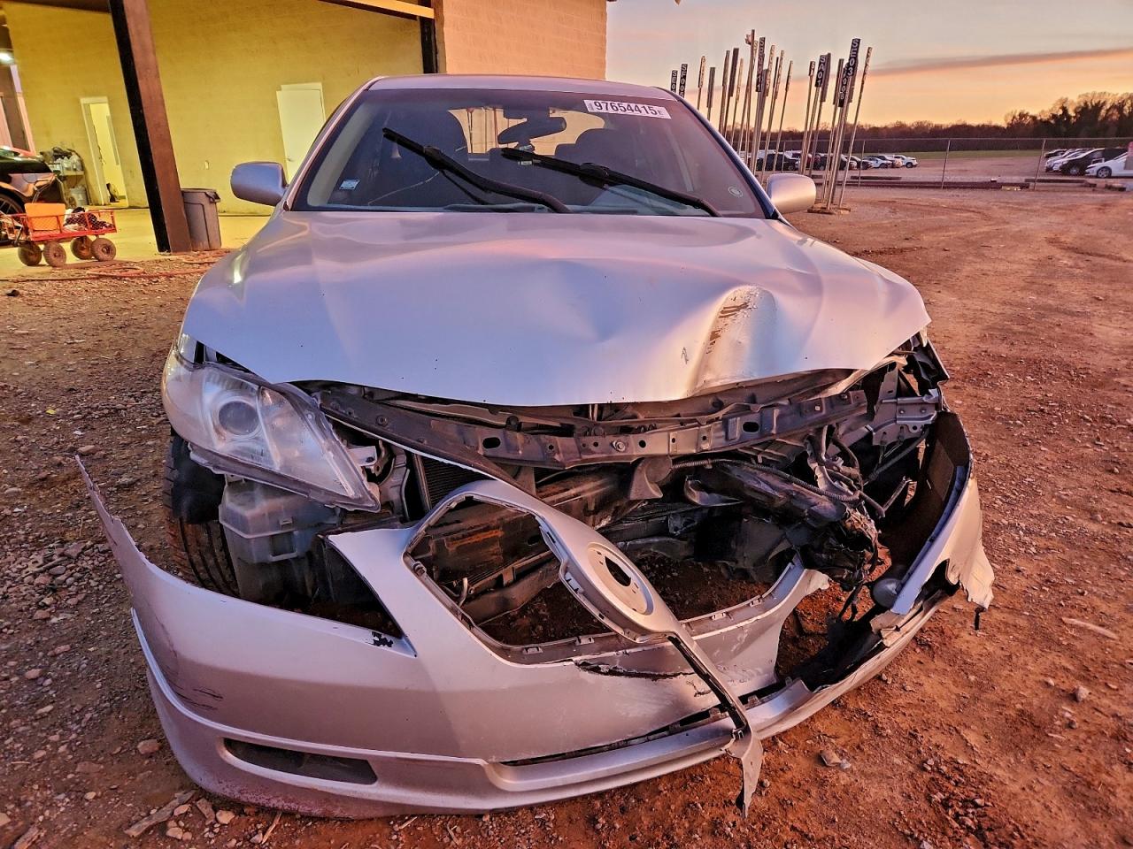 2007 TOYOTA CAMRY LE photo 5