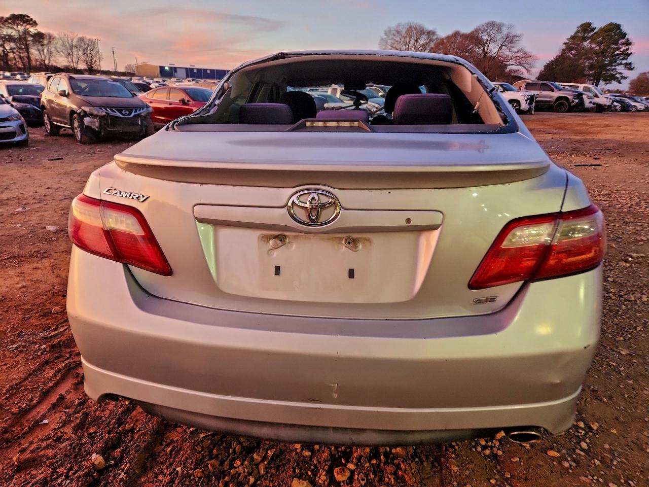 2007 TOYOTA CAMRY LE photo 6