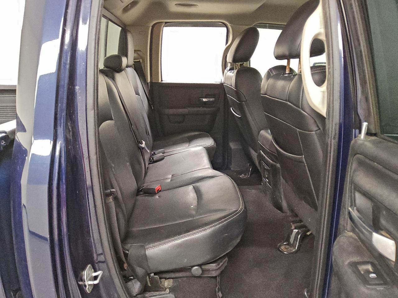 2013 RAM 1500 LARAMIE photo 10