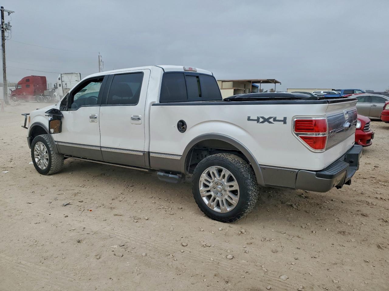 2011 FORD F150 SUPERCREW photo 2