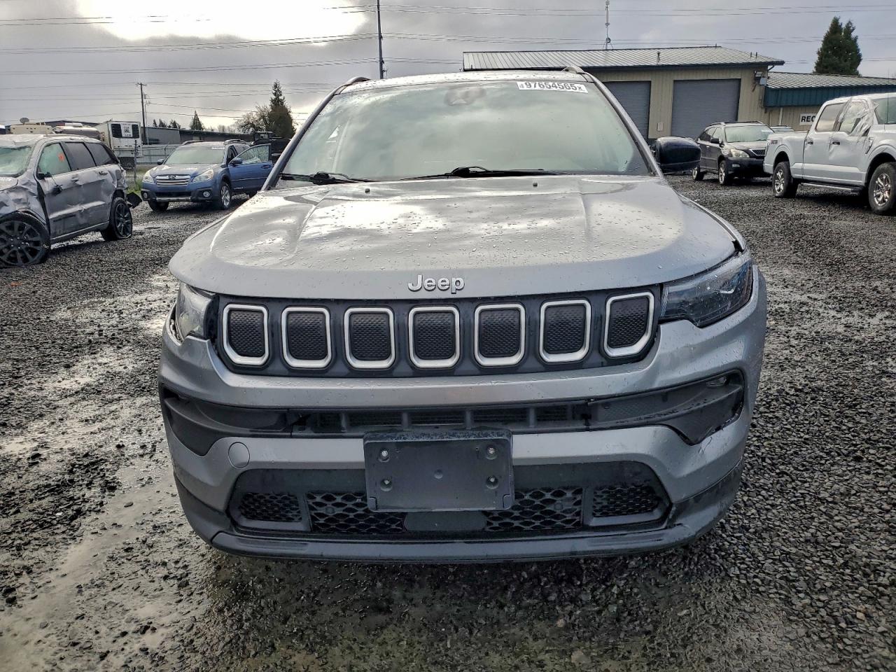 2022 JEEP COMPASS LATITUDE LUX photo 5