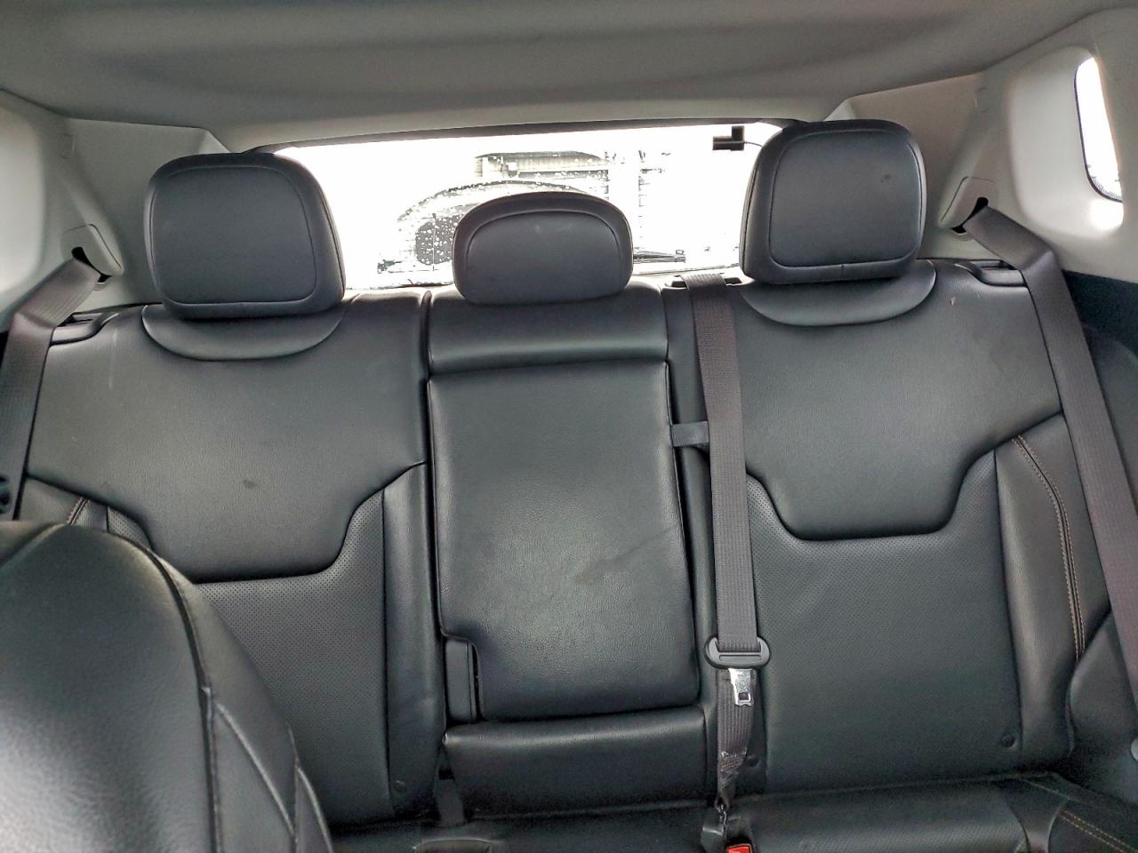 2022 JEEP COMPASS LATITUDE LUX photo 10