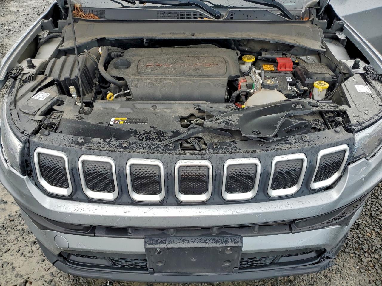 2022 JEEP COMPASS LATITUDE LUX photo 12