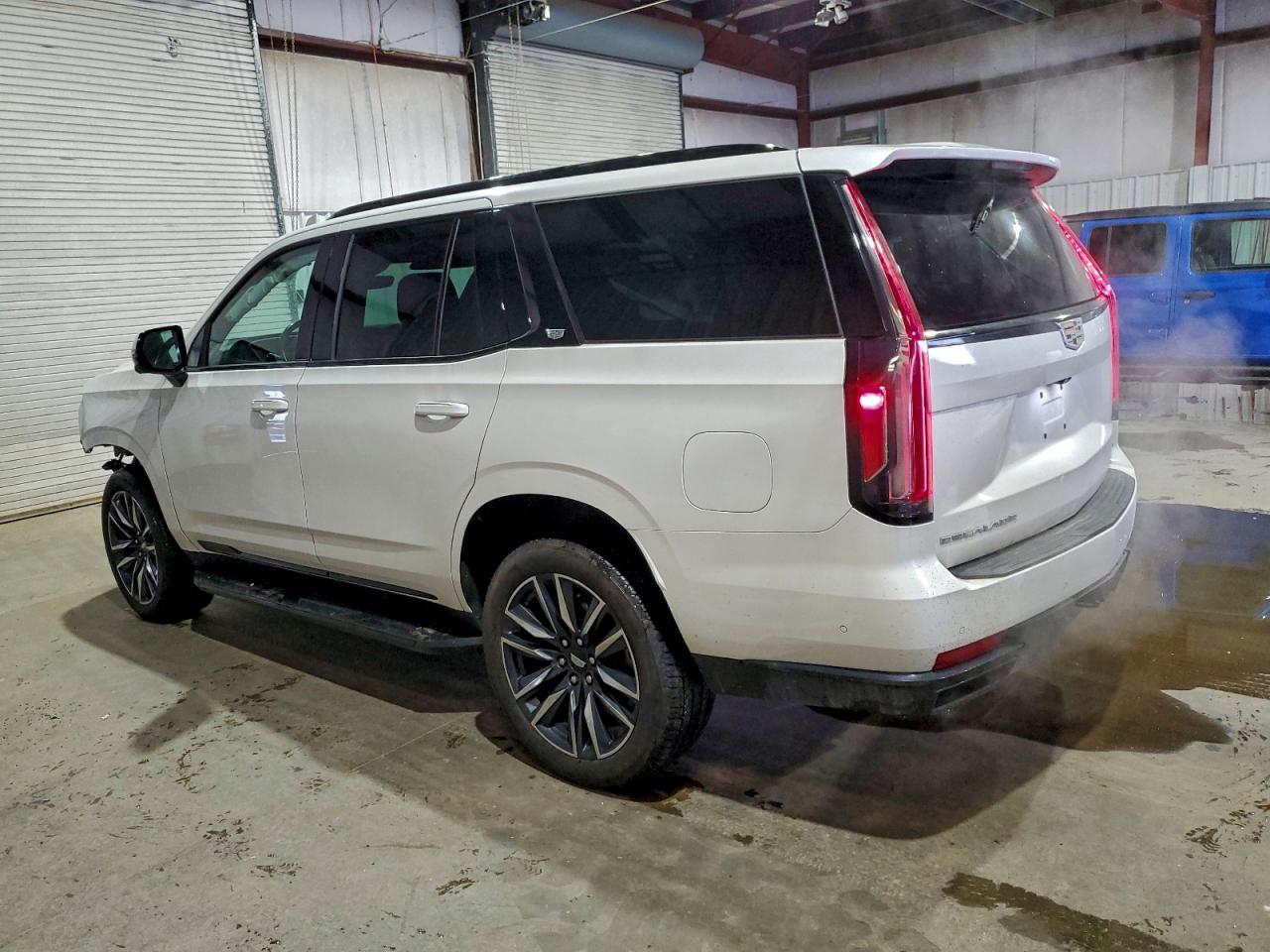 2023 CADILLAC ESCALADE SPORT photo 2