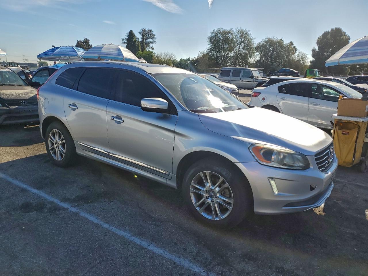 2015 VOLVO XC60 T5 PREMIER photo 4