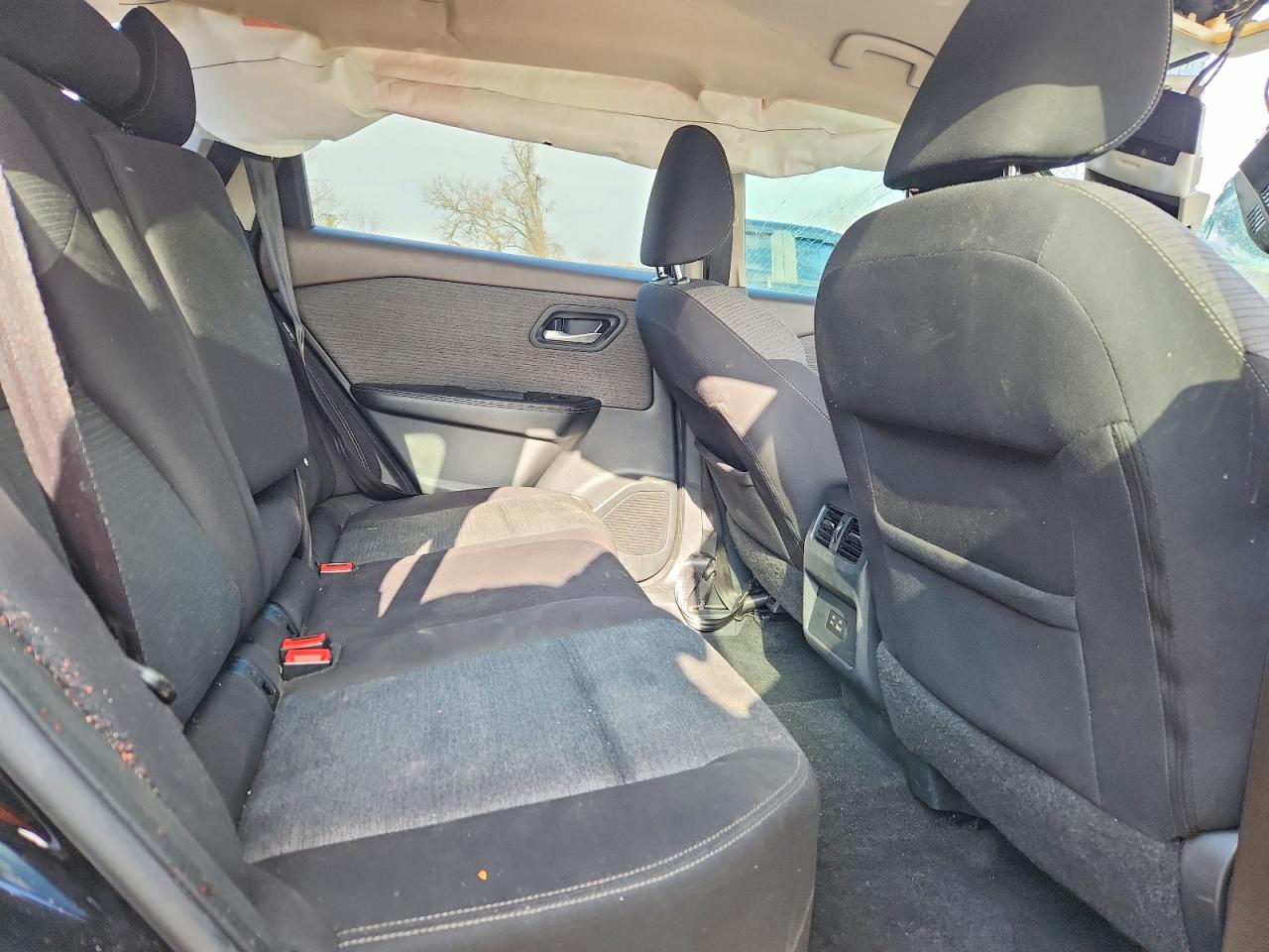 2021 NISSAN ROGUE SV photo 11