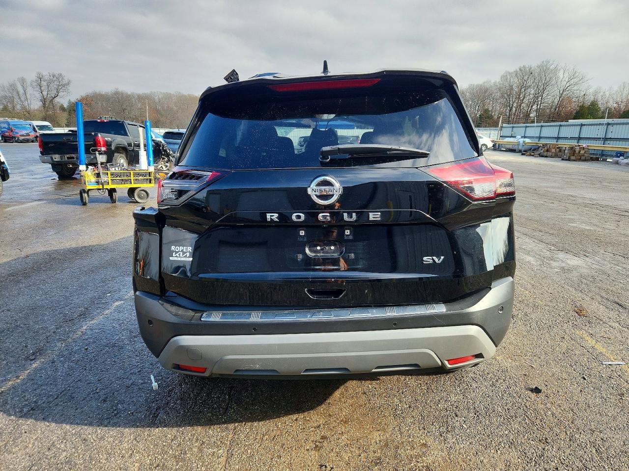 2021 NISSAN ROGUE SV photo 6