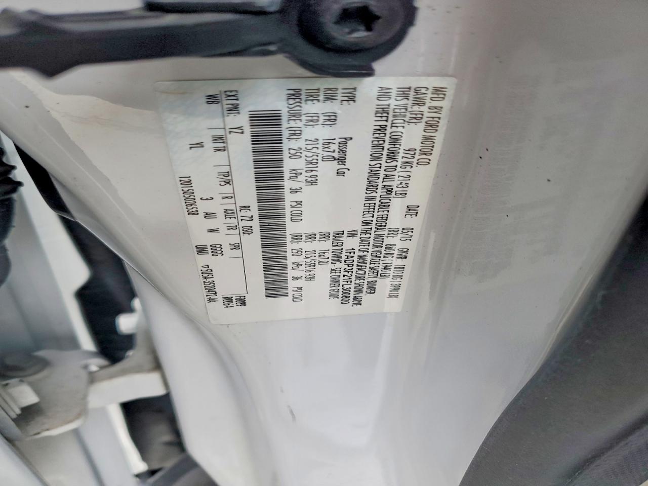 2015 FORD FOCUS SE photo 12