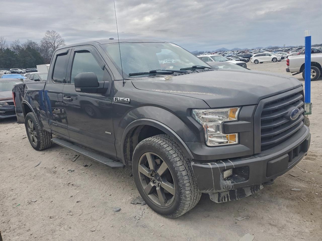 2015 FORD F150 SUPER CAB photo 4
