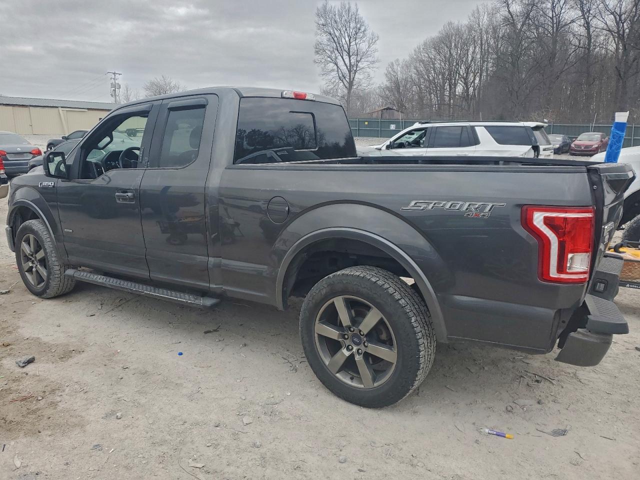 2015 FORD F150 SUPER CAB photo 2