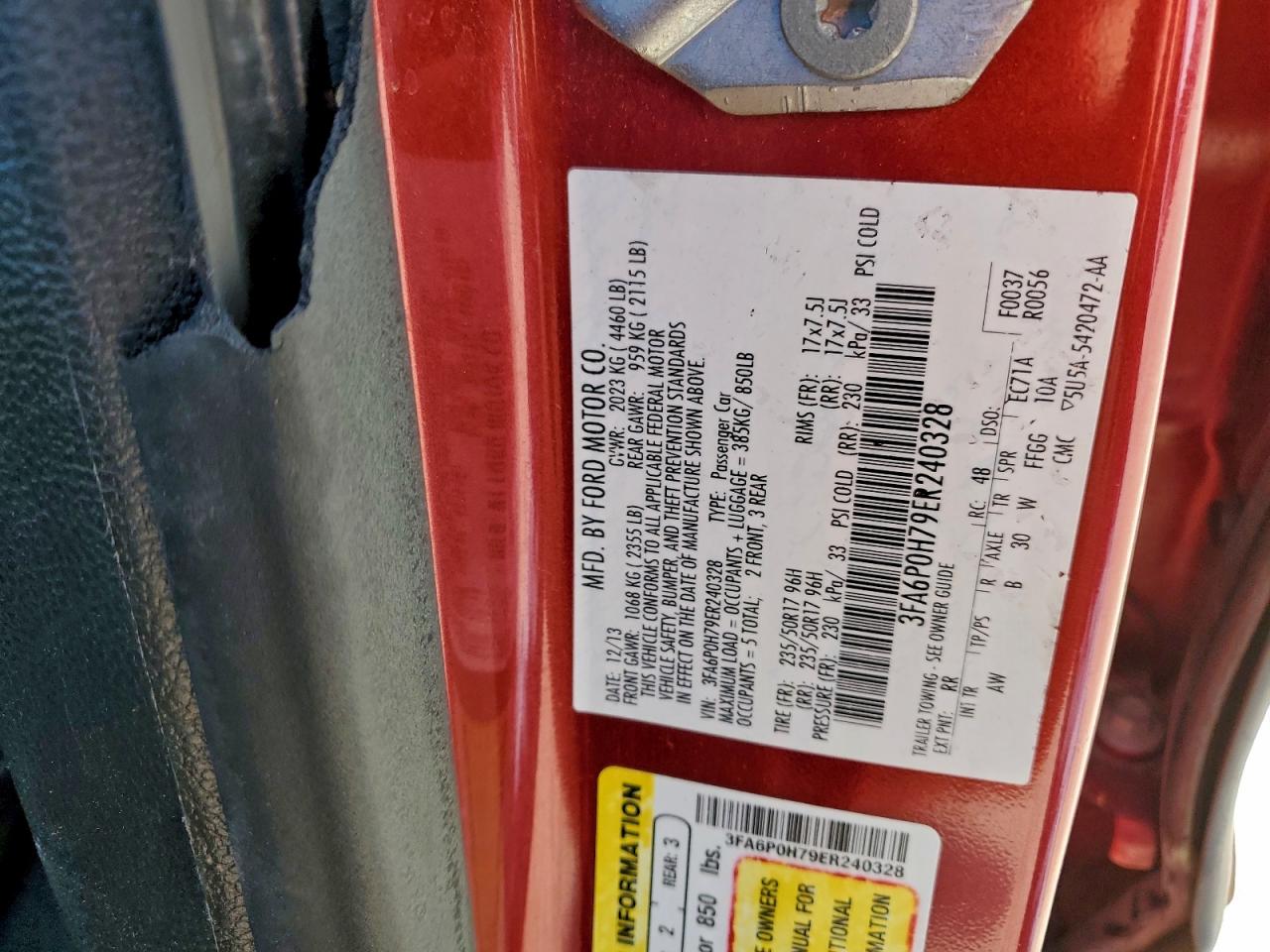2014 FORD FUSION SE photo 12