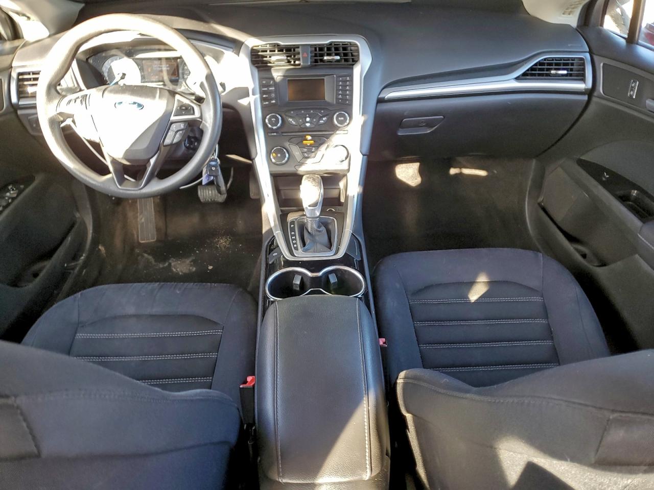 2014 FORD FUSION SE photo 8