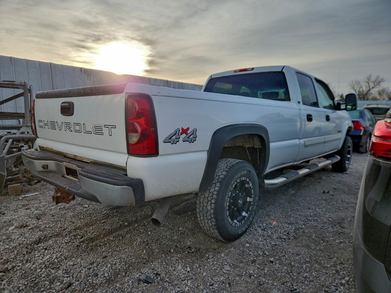2007 CHEVROLET SILVERADO K2500 HEAVY DUTY photo 3