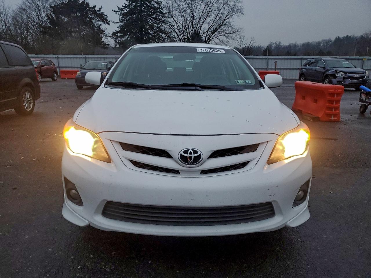 2011 TOYOTA COROLLA BASE photo 5