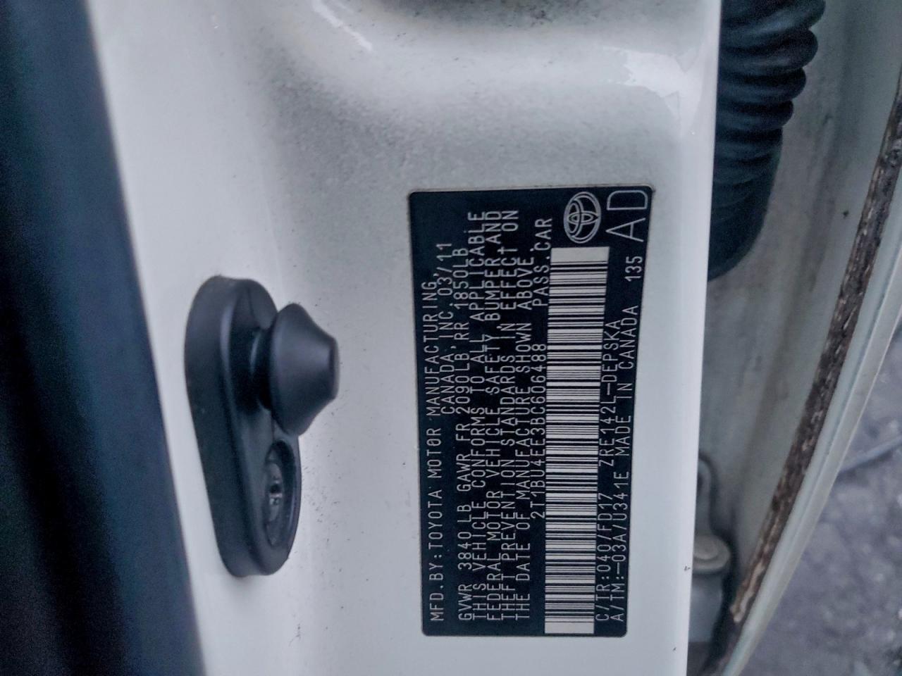 2011 TOYOTA COROLLA BASE photo 12