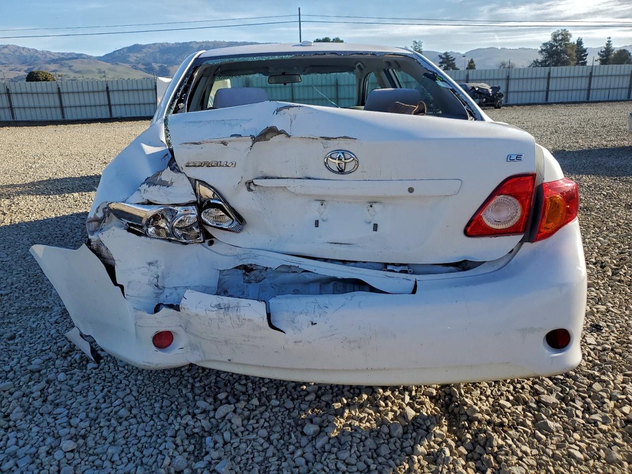 2010 TOYOTA COROLLA BASE photo 6