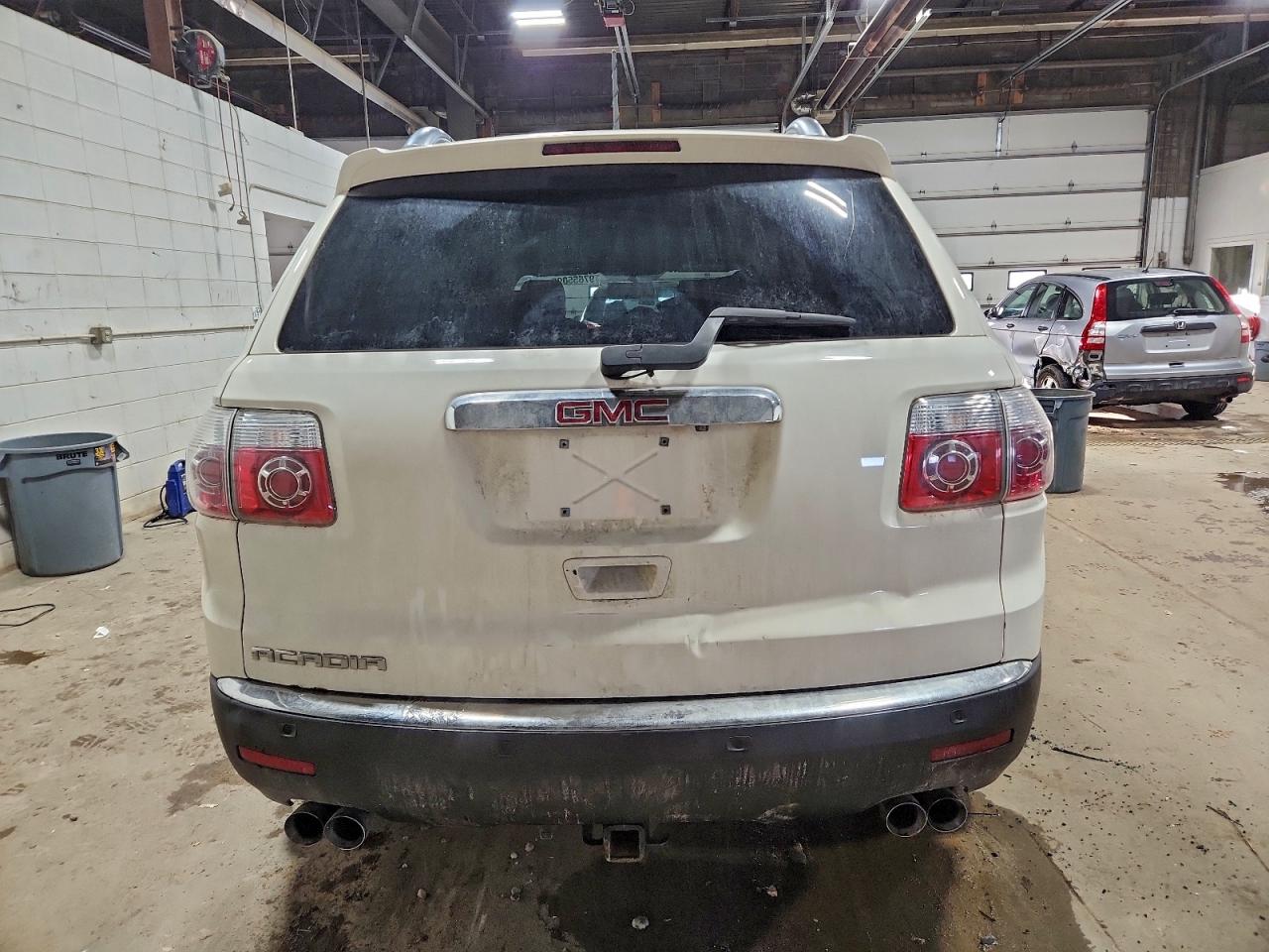 2010 GMC ACADIA SLT-2 photo 6