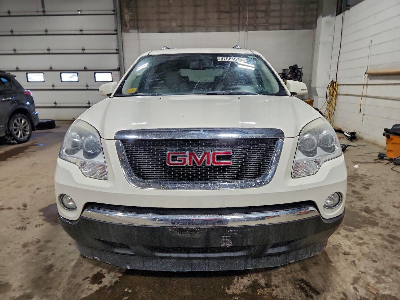 2010 GMC ACADIA SLT-2 photo 5