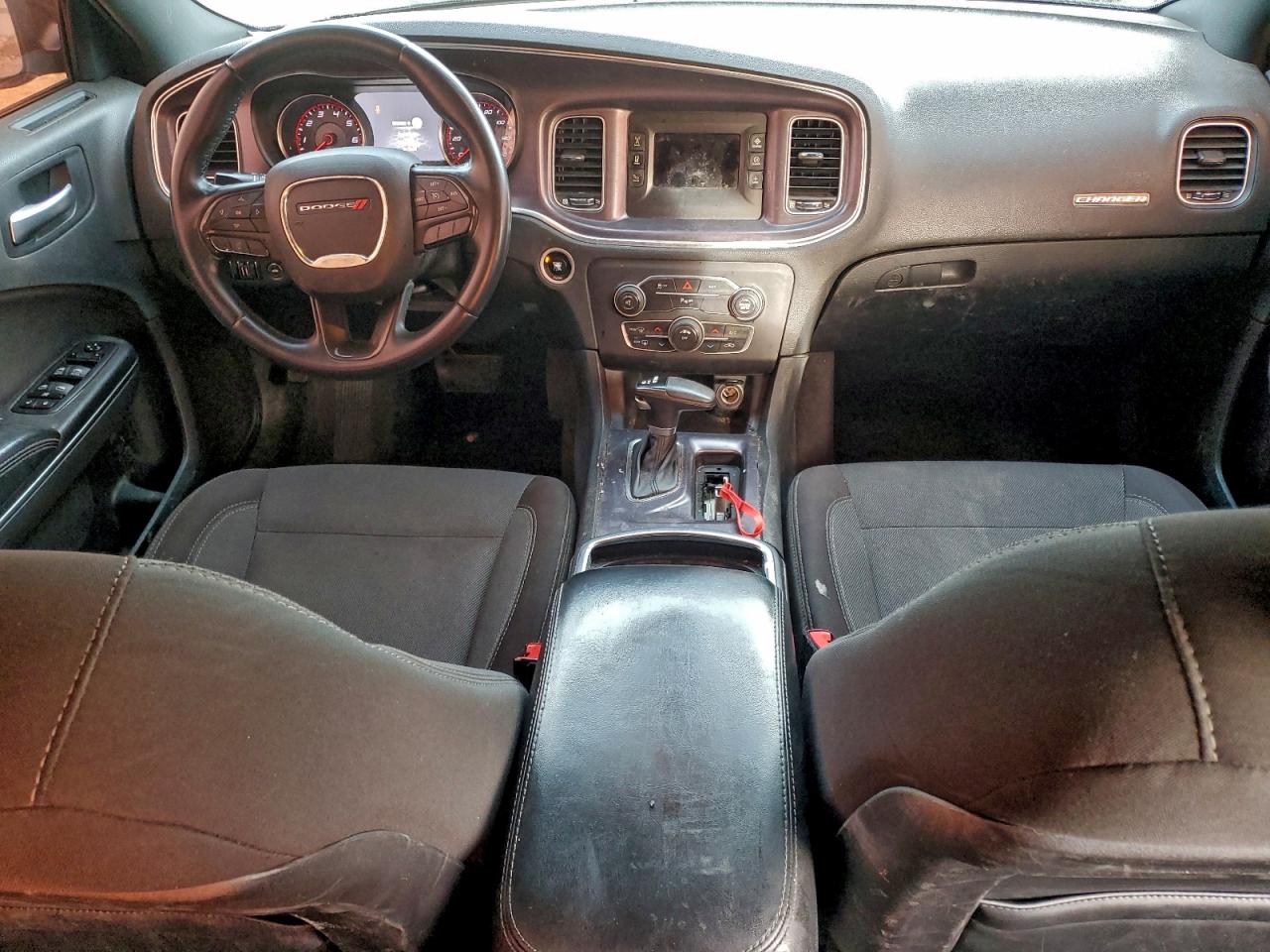 2015 DODGE CHARGER SE photo 15