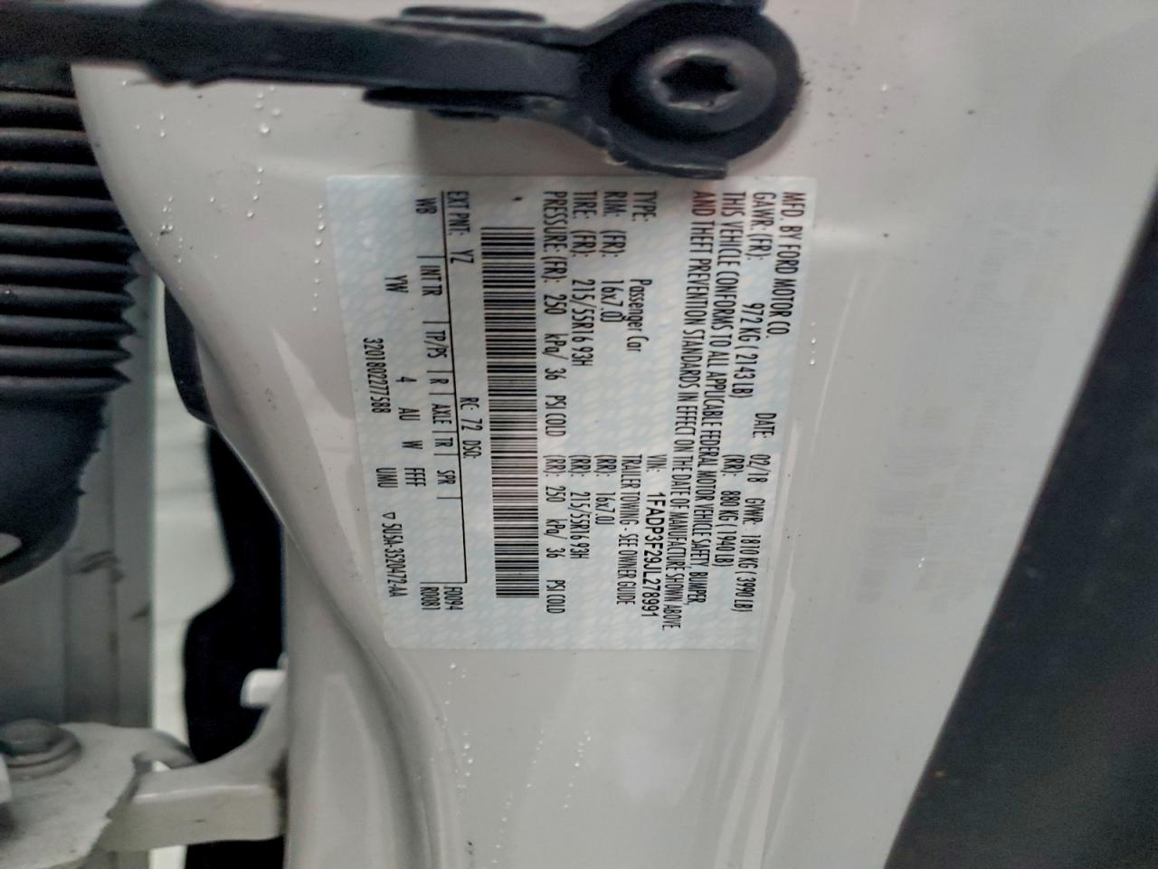 2018 FORD FOCUS SE photo 12