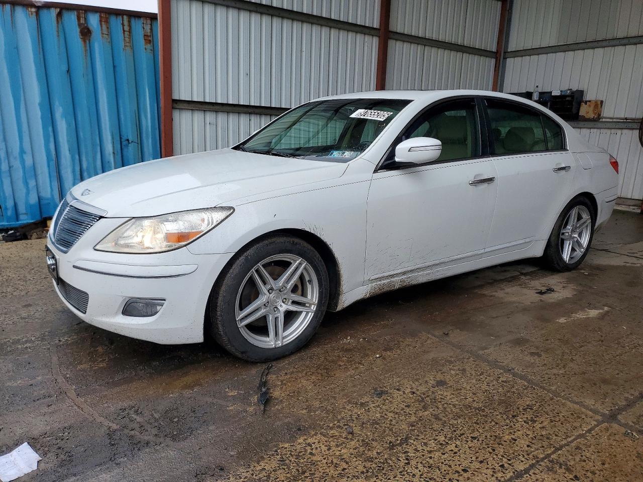 2010 HYUNDAI GENESIS