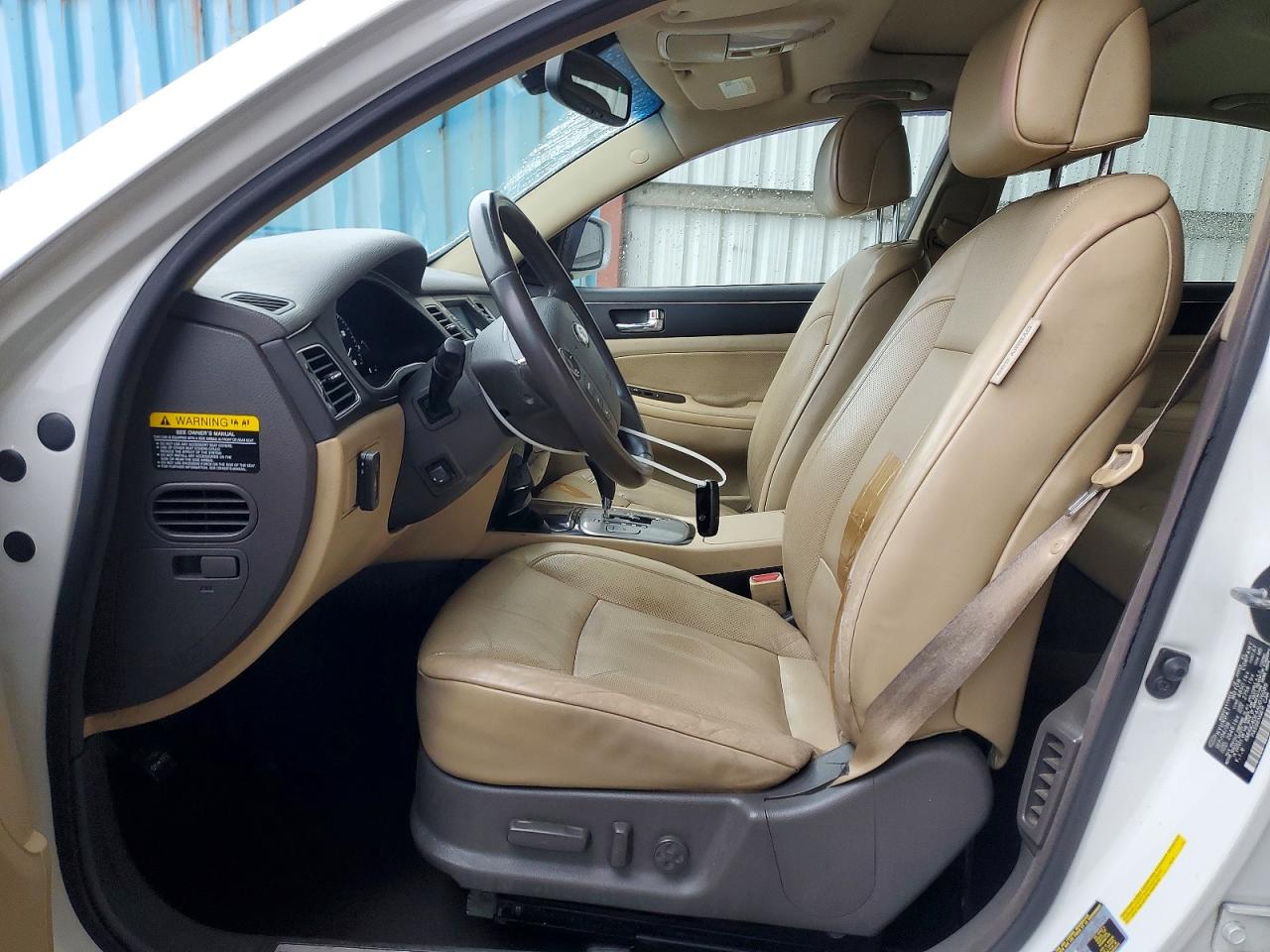 2010 HYUNDAI GENESIS 3.8L photo 7