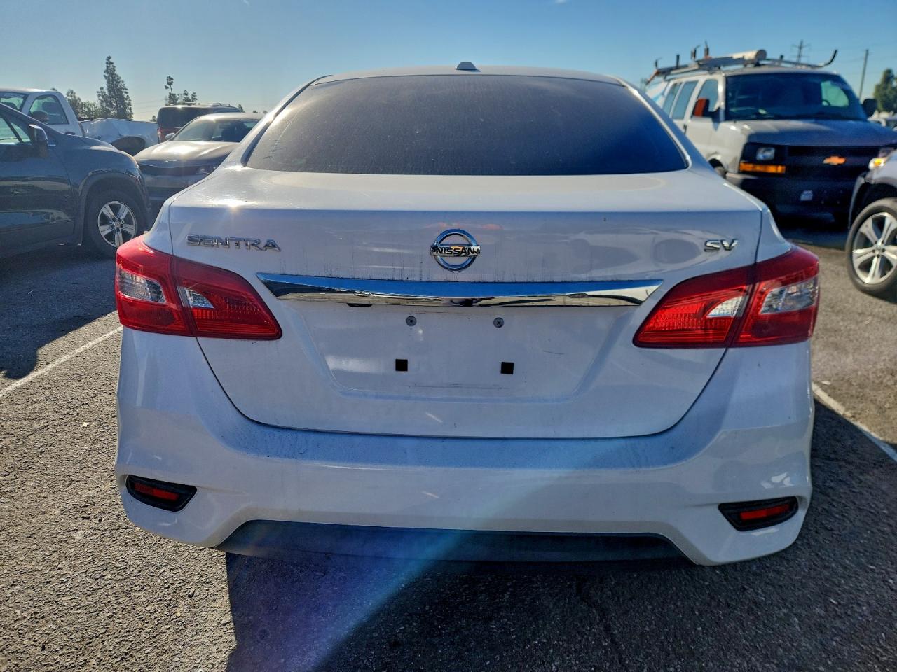 2018 NISSAN SENTRA SV photo 6